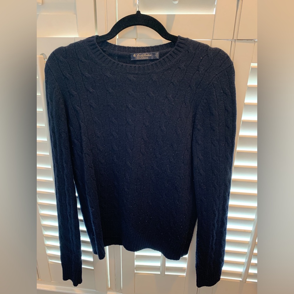 Brooks Brothers cashmere cableknit women’s sweater size M